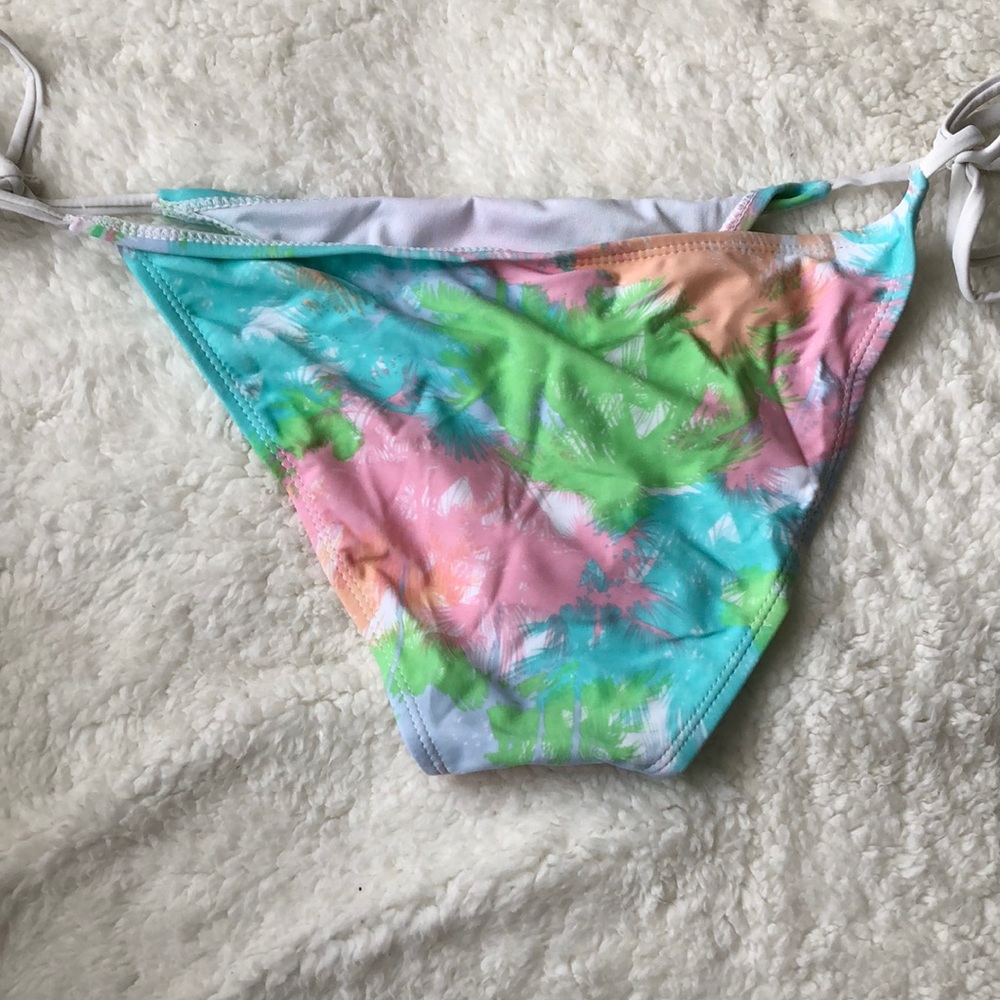 Bikini bottom - Picture 2 of 3